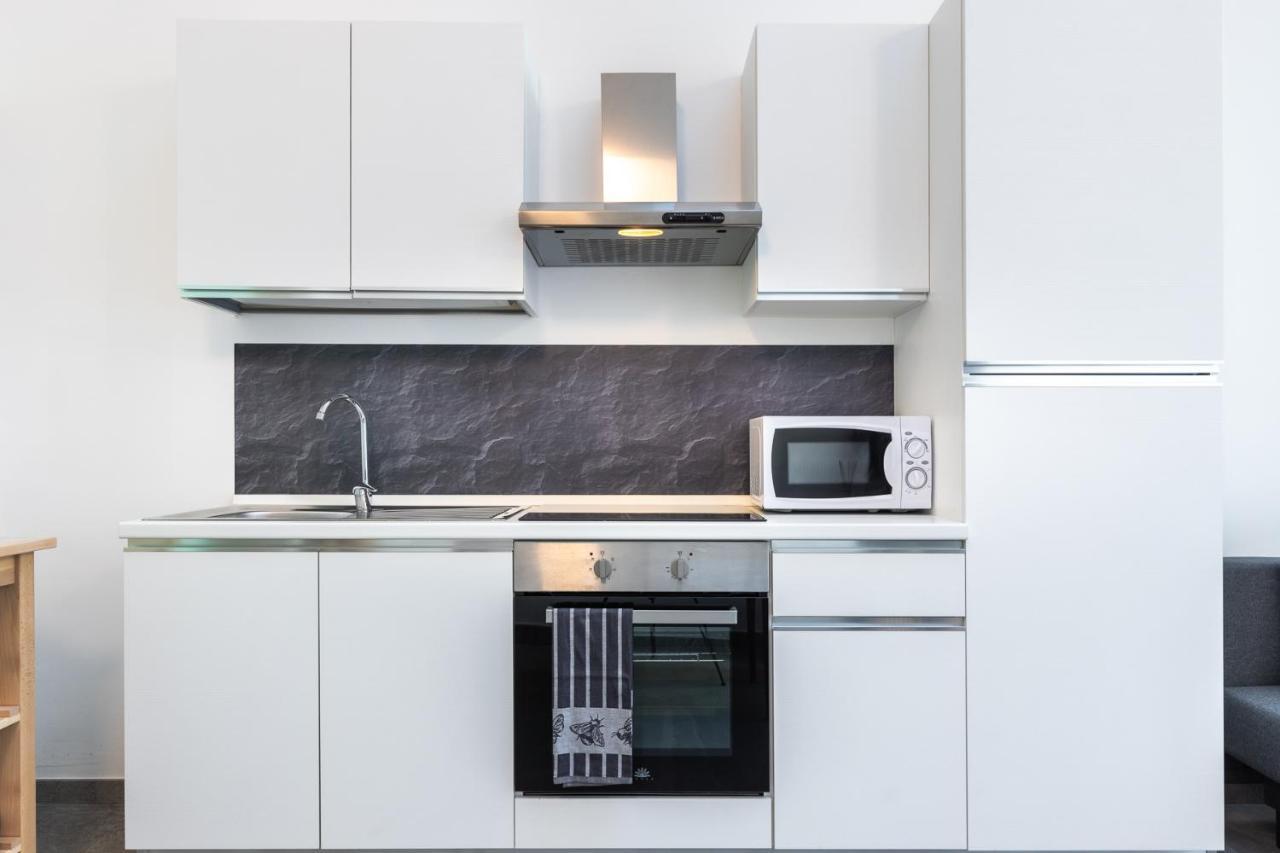 Exclusive Loft Crocetta - Free Private Parking & Wi-Fi - 5 Min To Metro Nizza - Ac Villa ตูริน ภายนอก รูปภาพ